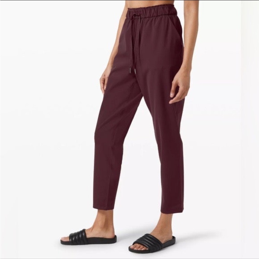 Lululemon Keep Moving Pant 7/8 High-Rise in Cassis Burgundy Sz 8 Retail $118
